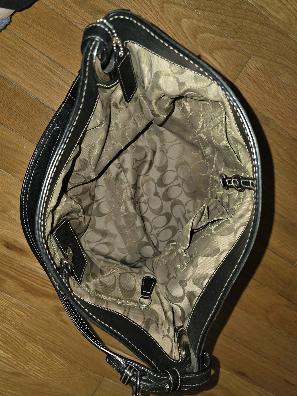 Vintage Coach 5715 Black Pebbled Leather Hobo Bag Immaculate Inside GREAT FIND! - Picture 5 of 16